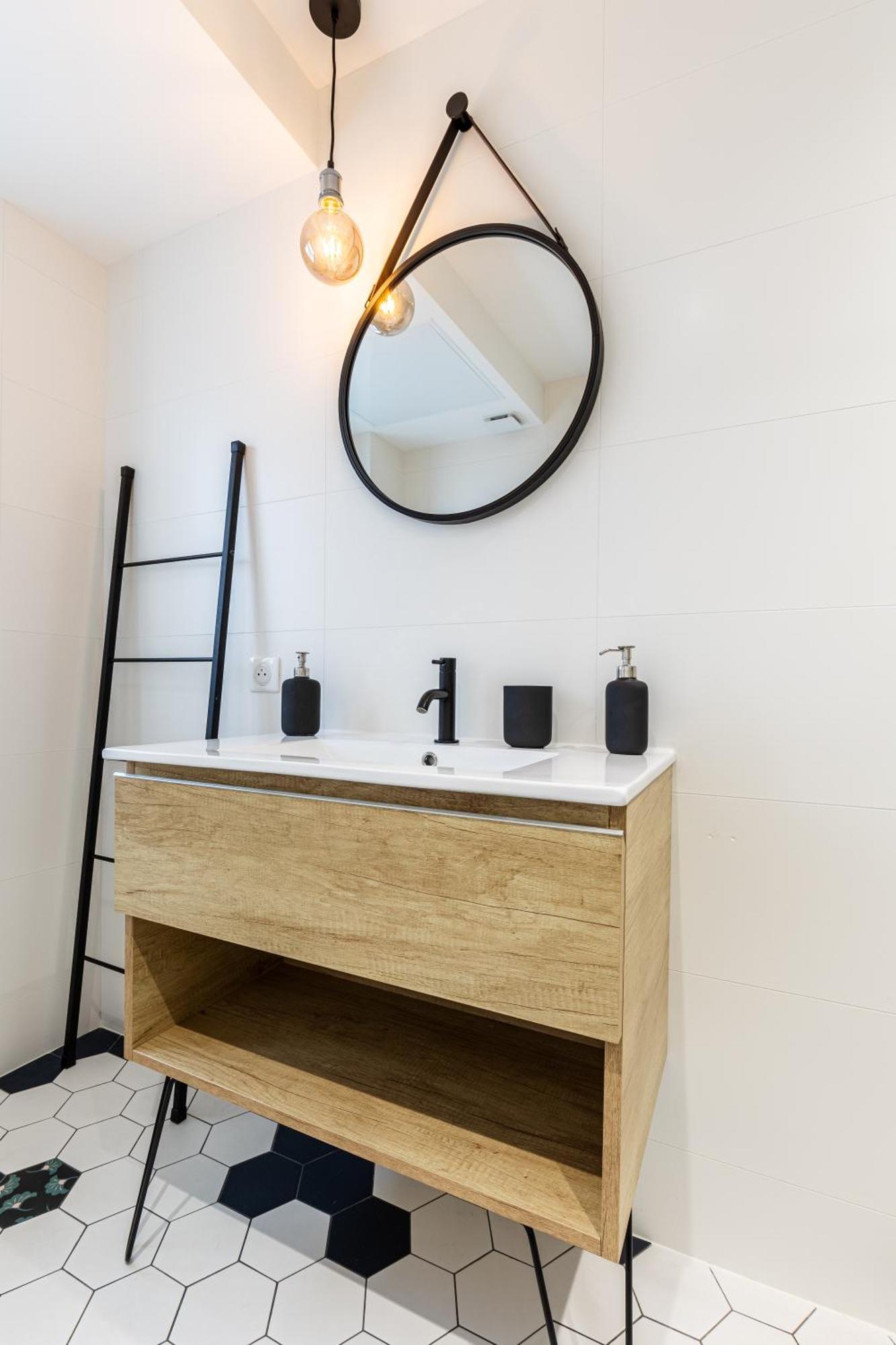 L'Auguste - Appartement Terrasse, 450M De La Plage Royan Exteriör bild